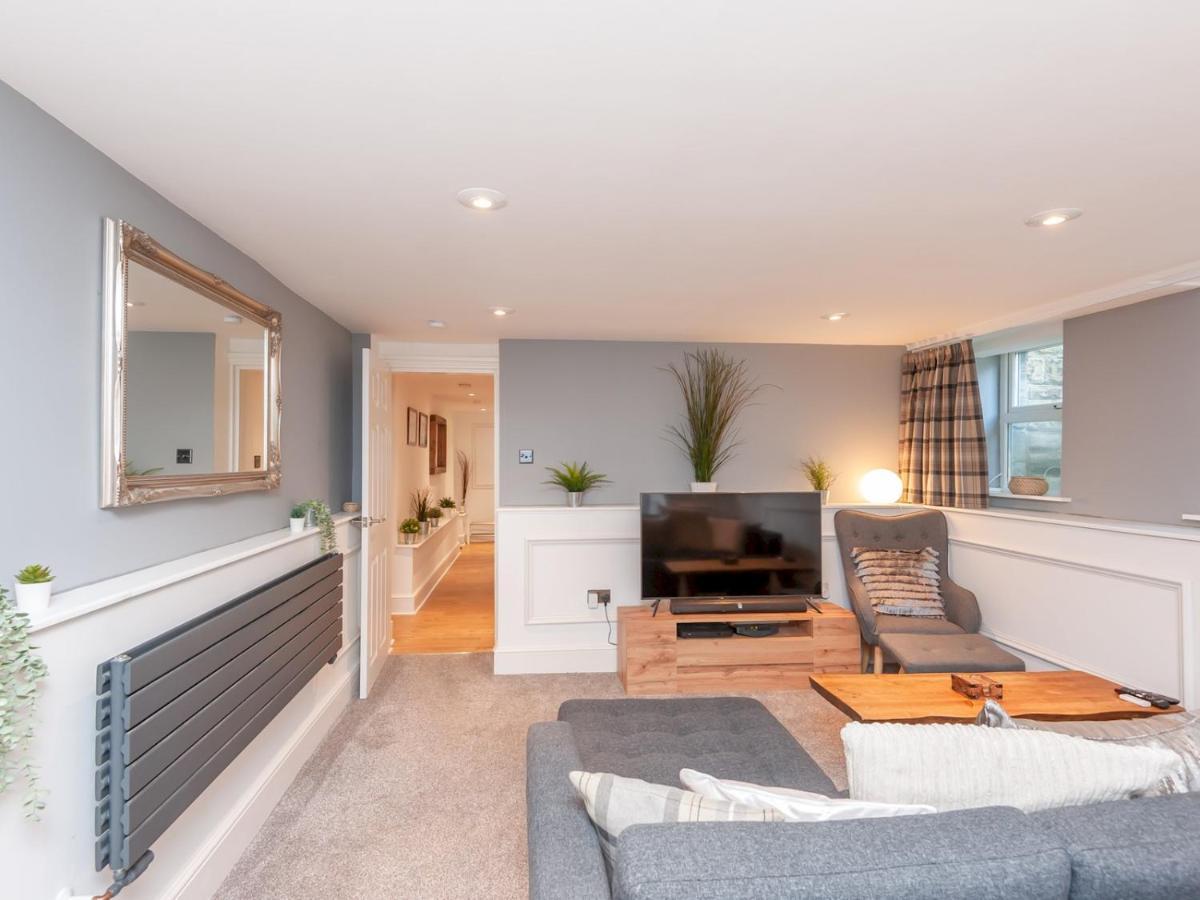 Apartment Pass The Keys A Hidden Gem - Summer Bliss Near Roundhay Park Leeds (West Yorkshire)