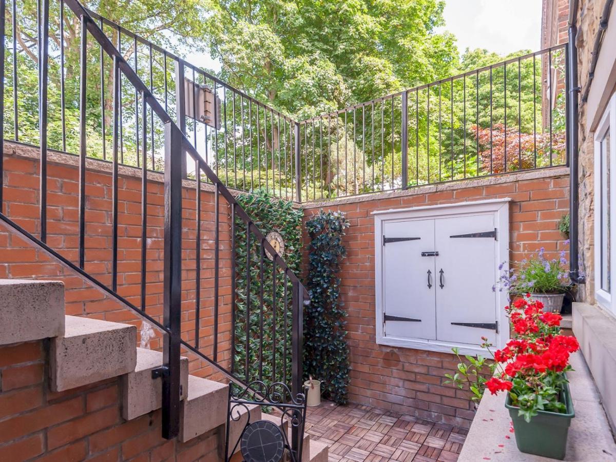 Apartment Pass The Keys A Hidden Gem - Summer Bliss Near Roundhay Park Leeds (West Yorkshire)