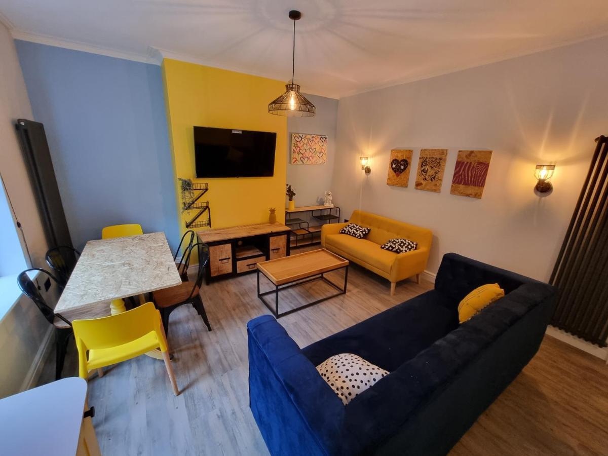 Park Mount Residences - Luxury 3 Bedroom Flat In Leeds With Free Parking Apartment *