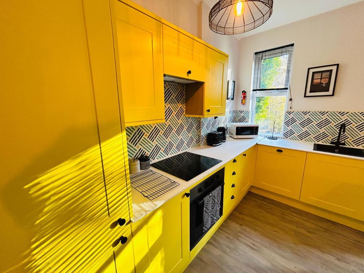 Apartment Park Mount Residences - Luxury 3 Bedroom Flat In Leeds With Free Parking *