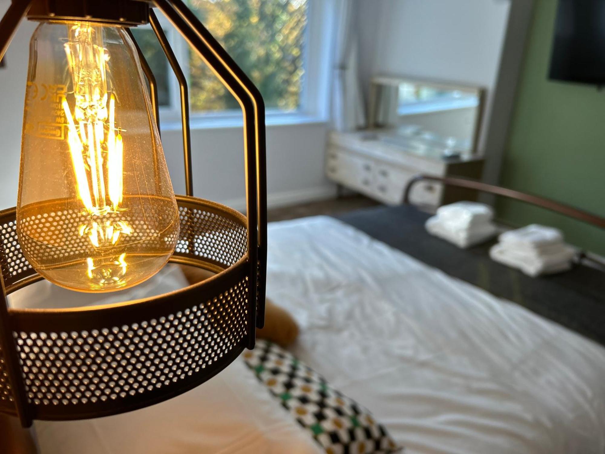 Apartment Park Mount Residences - Luxury 3 Bedroom Flat In Leeds With Free Parking *