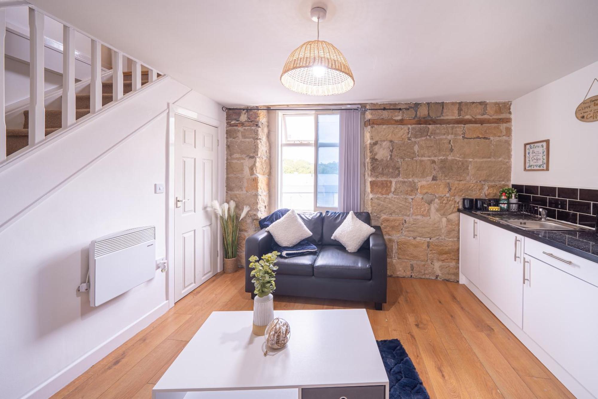 1 Bedroom Kirkstall Centre Ideal For Corporate Guests, Free Parking Apartment Leeds (West Yorkshire)