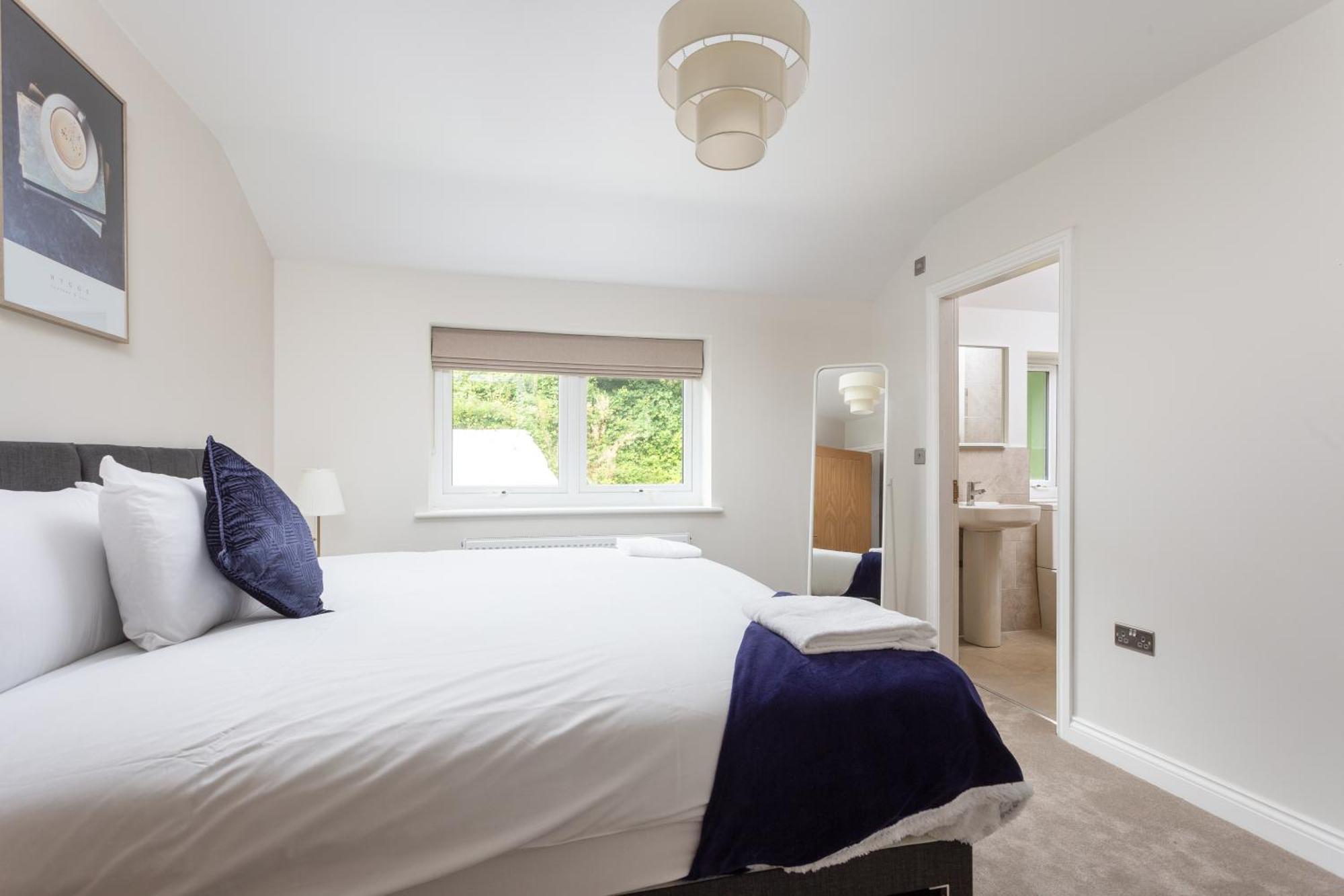 Holiday home Huge 5 Bedroom Home, Sleeps 6 Leeds (West Yorkshire)