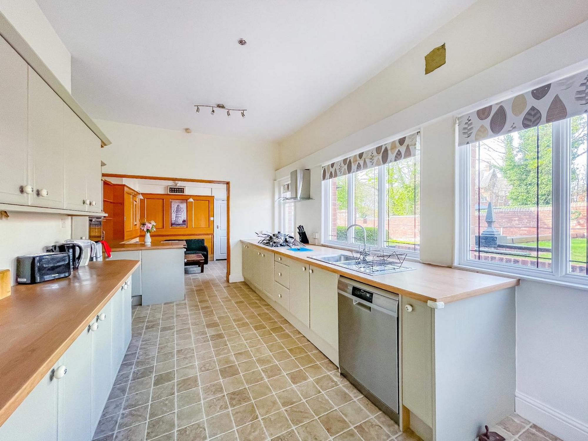 *rf9bc* For Your Relaxed & Cosy + Free Parking + Free Fast Wifi * Homestay Leeds (West Yorkshire)