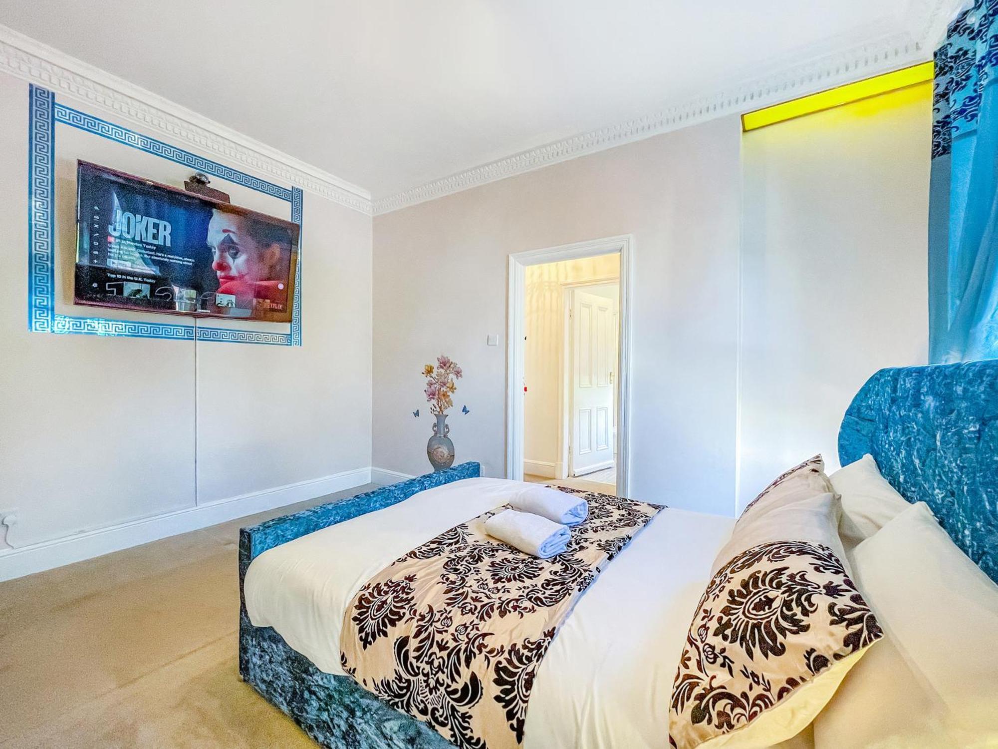*rf9bc* For Your Relaxed & Cosy + Free Parking + Free Fast Wifi * Homestay *