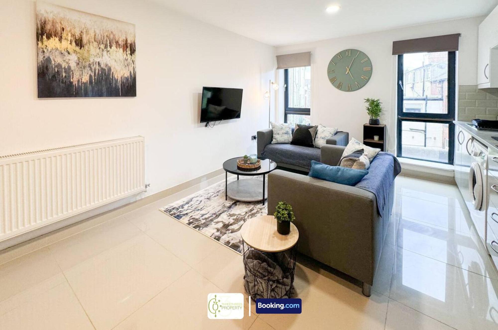 3 Bedroom Apt By Threethreethreesproperty Short Lets & Serviced Accommodation Leeds With Wi-Fi & Parking Apartment