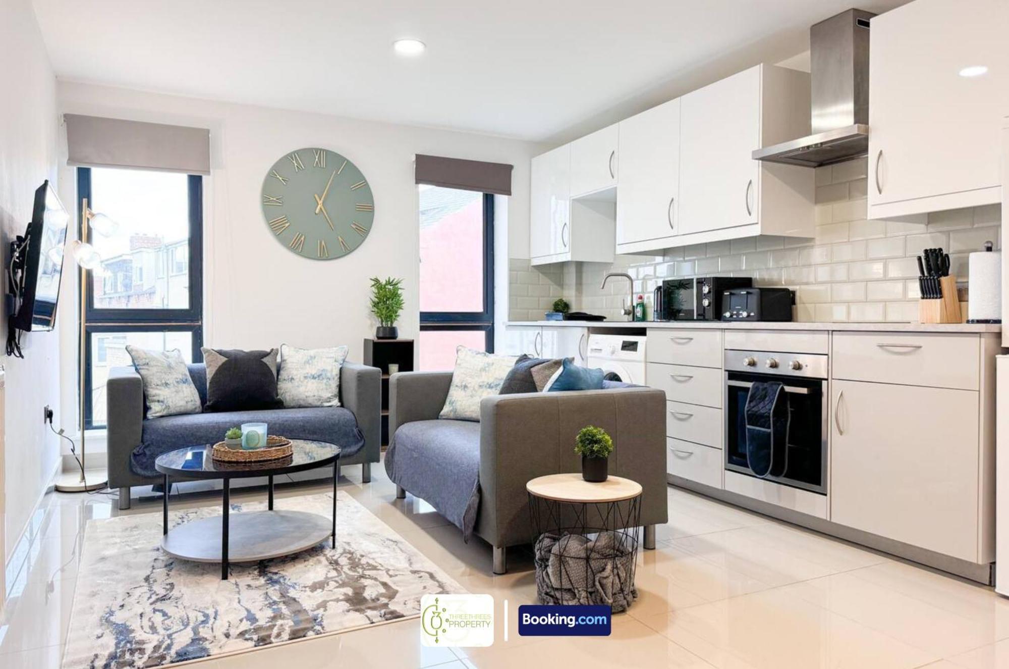 3 Bedroom Apt By Threethreethreesproperty Short Lets & Serviced Accommodation Leeds With Wi-Fi & Parking Leeds (West Yorkshire)