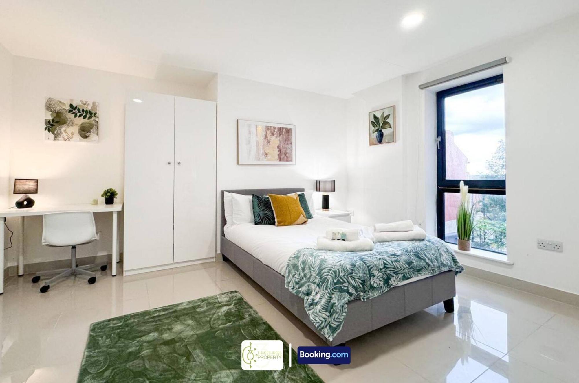 3 Bedroom Apt By Threethreethreesproperty Short Lets & Serviced Accommodation Leeds With Wi-Fi & Parking *
